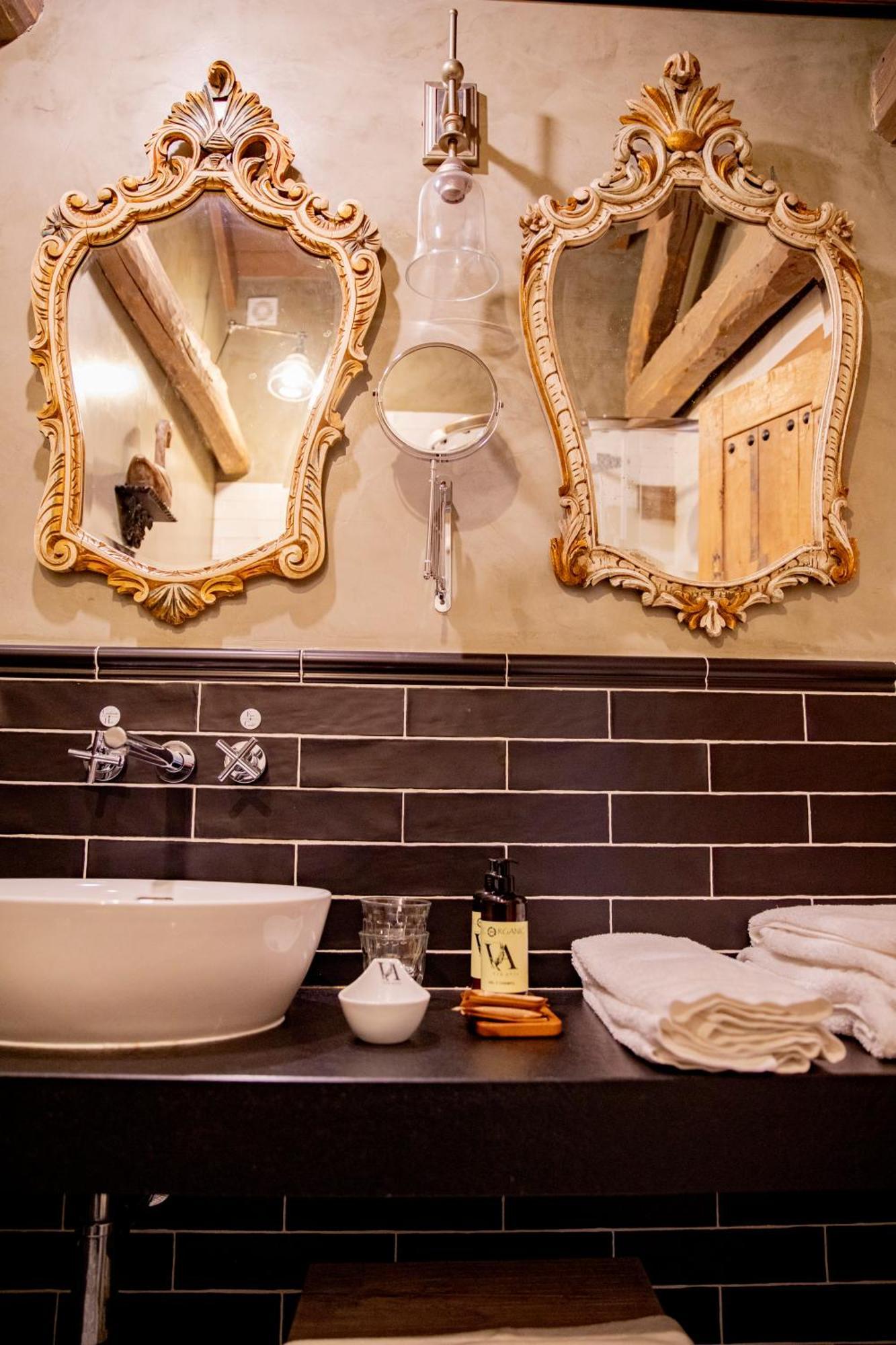 Via Avis Guest House Santa Catalina de Somoza Luaran gambar