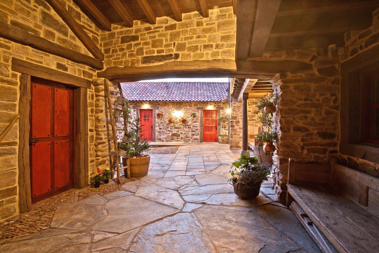Via Avis Guest House Santa Catalina de Somoza Luaran gambar