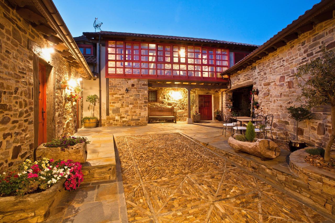 Via Avis Guest House Santa Catalina de Somoza Luaran gambar